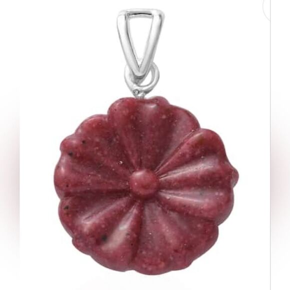 Thulite Carved Floral Pendant - Picture 8 of 9